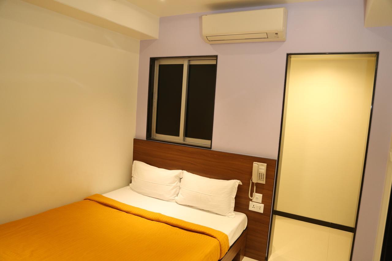 Hotel Madni Royale Ajmer Esterno foto
