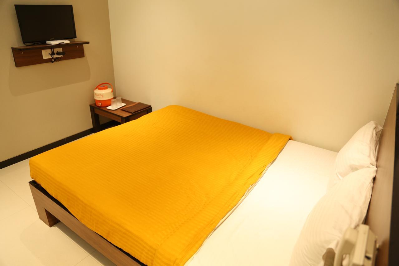 Hotel Madni Royale Ajmer Esterno foto