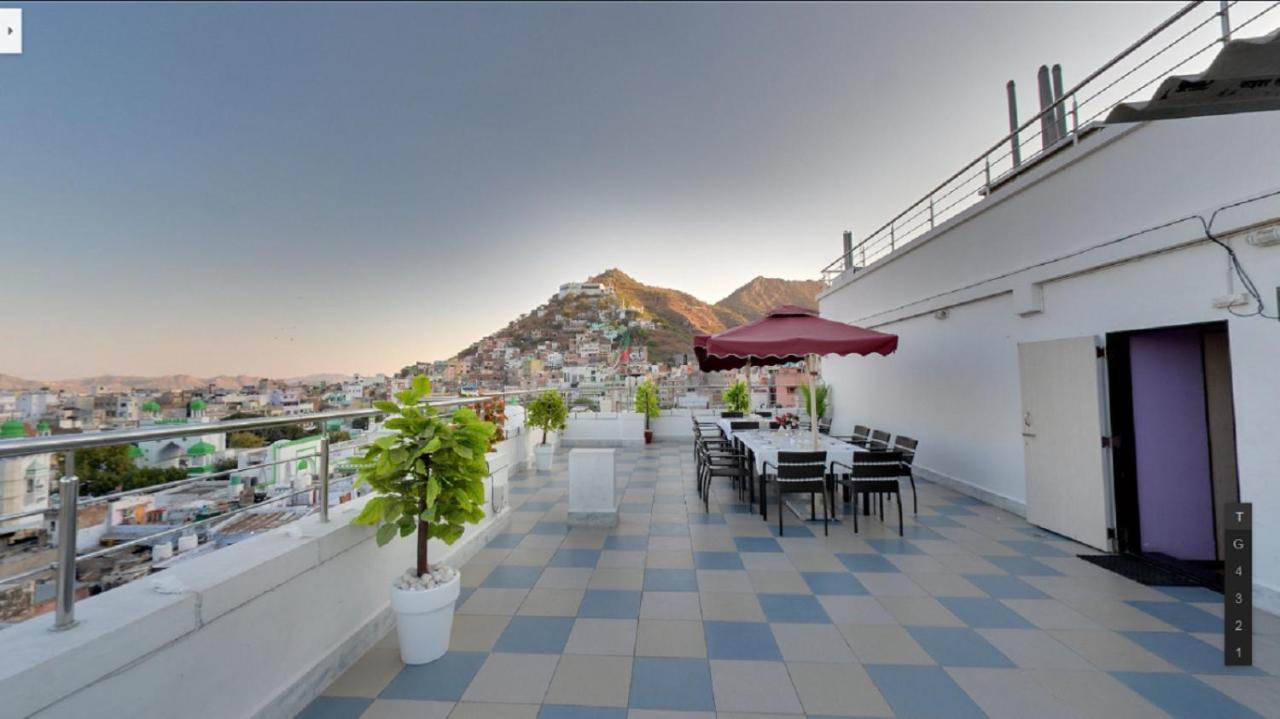 Hotel Madni Royale Ajmer Esterno foto